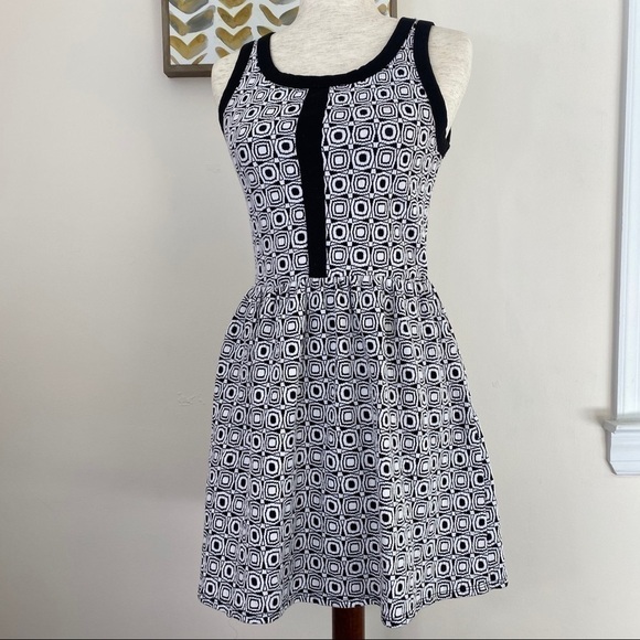 Needle & Thread Anthropologie knit dress size Juniors Medium - Picture 1 of 7